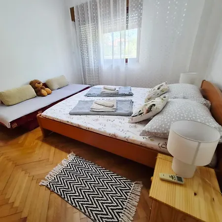 Apartamento Luka *